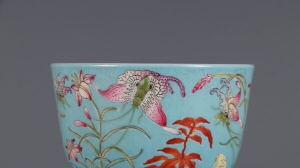 Qing Jiaqing Period Turquoise Green Ground Pastel Butterfly Love Flower Host Cup - Image 5