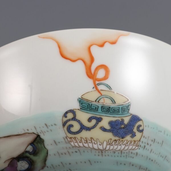 Qing Dynasty Qianlong period Famille rose laurel bowl - Image 3