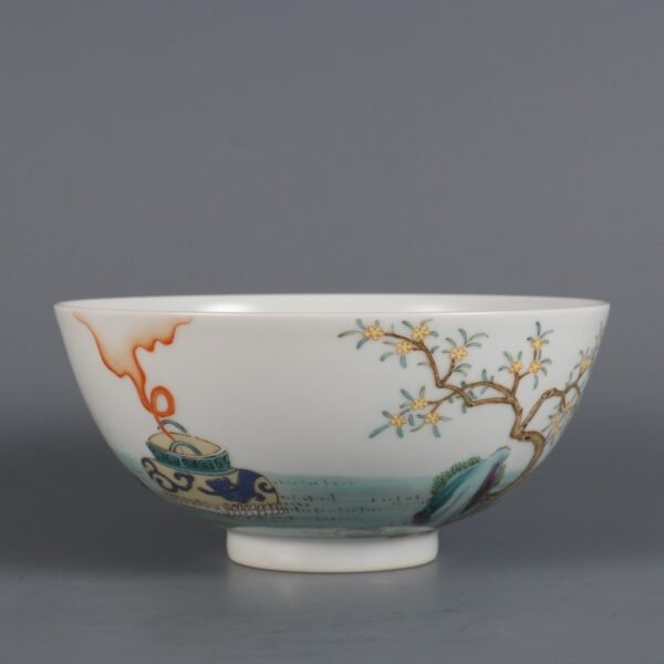Qing Dynasty Qianlong period Famille rose laurel bowl - Image 4