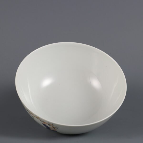 Qing Dynasty Qianlong period Famille rose laurel bowl - Image 7