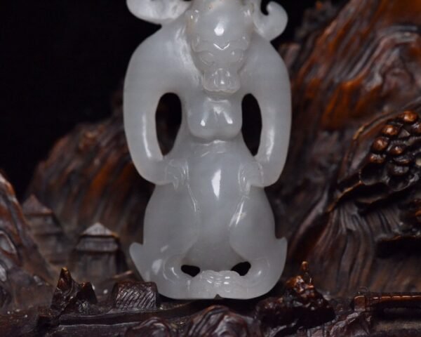 Hetian Jade Hero - Image 2