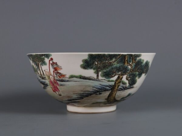 Qing Dynasty Yongzheng period pink enamel bowl with baby play pattern