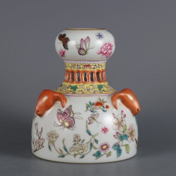 Qing Dynasty Qianlong Period Famille Rose Butterfly Pattern Hollow Sheep Head Vase - Image 2