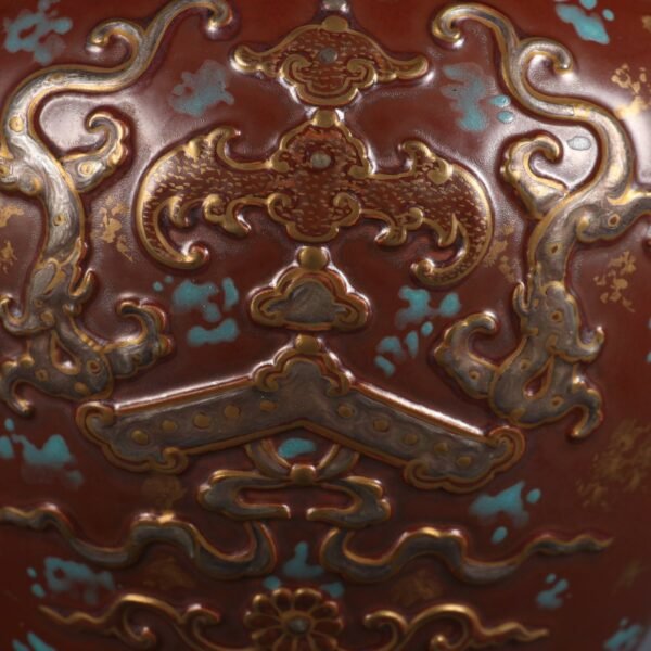 Qing Dynasty Qianlong Period Ancient Bronze Glaze Carved Red Dragon Holding Blessing Gold-painted - Image 4