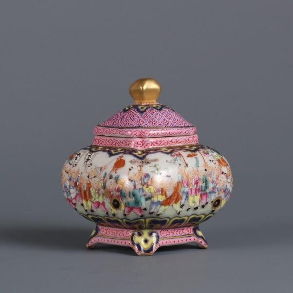 hundred children in pastel colors made in the Qianlong period of the Qing Dynasty - Image 5