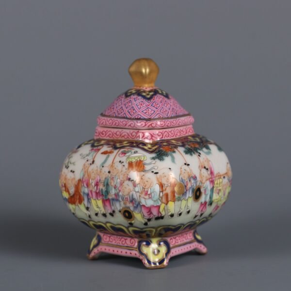 hundred children in pastel colors made in the Qianlong period of the Qing Dynasty