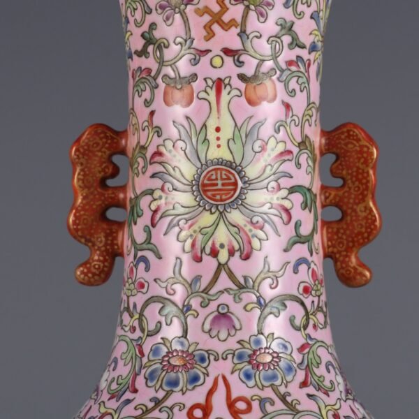Qing Dynasty Jiaqing period pink enamel children play courtyard double ear vase - Image 8
