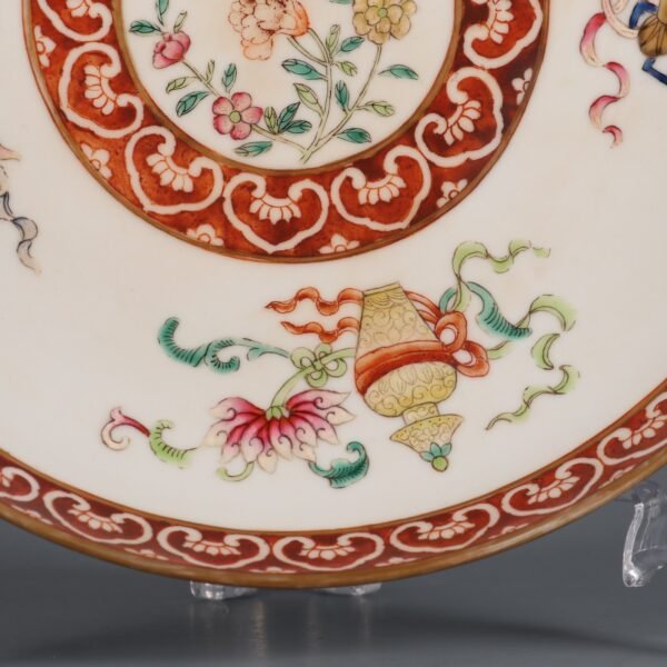 Qing Daoguang Period Famille Rose Eight Treasures Appreciation Plate - Image 4