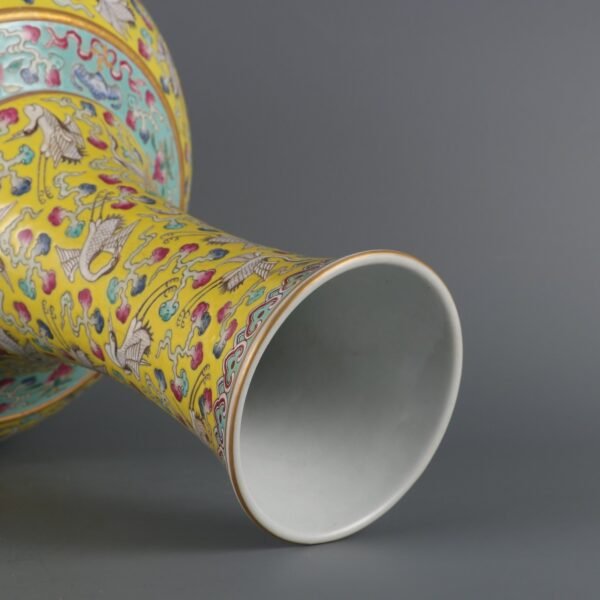 cloud and crane pattern appreciation vase made in the Guangxu period of the Qing Dynasty - Image 8