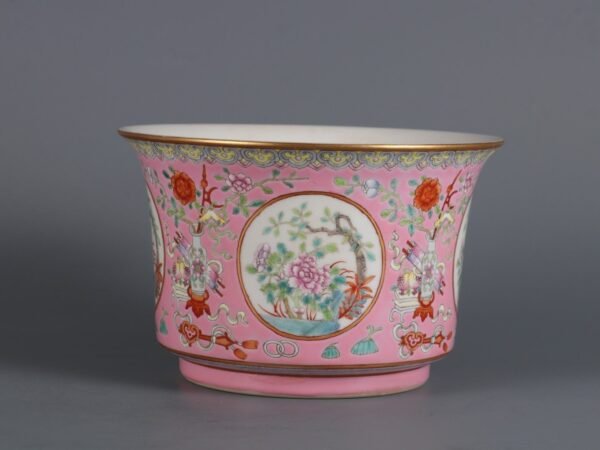 Rouge-red pastel-colored bowl with floral patterns, made in the Guangxu period of the Qing Dynasty - Image 3