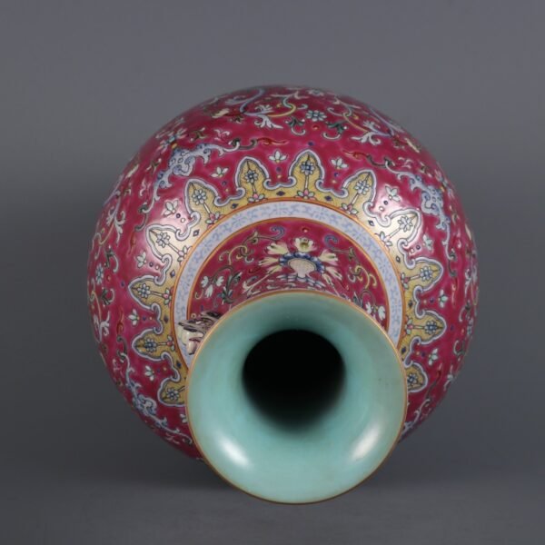 Qing Dynasty Qianlong period rouge red ground pink enamel Kuifeng pattern double handle - Image 8