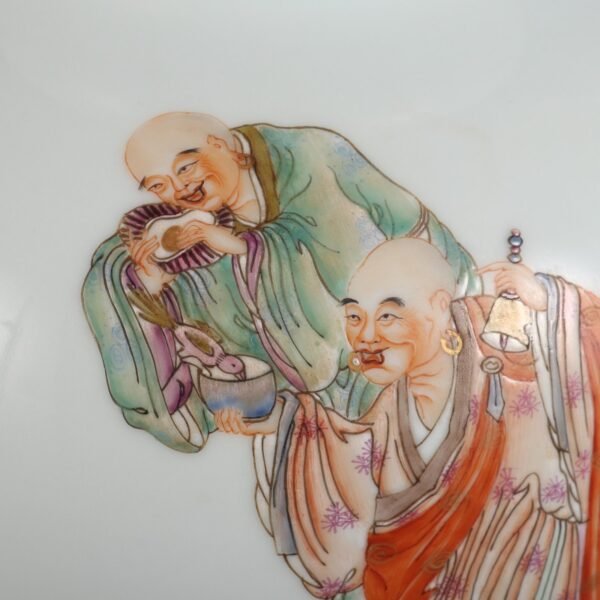 Qing Dynasty Yongzheng Period Famille Rose Eighteen Arhats Gourd Vase - Image 5
