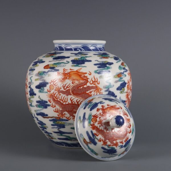 Doucai Cloud Dragon Pattern Covered Jar Made in the Qianlong Period of the Qing Dynasty - Image 6