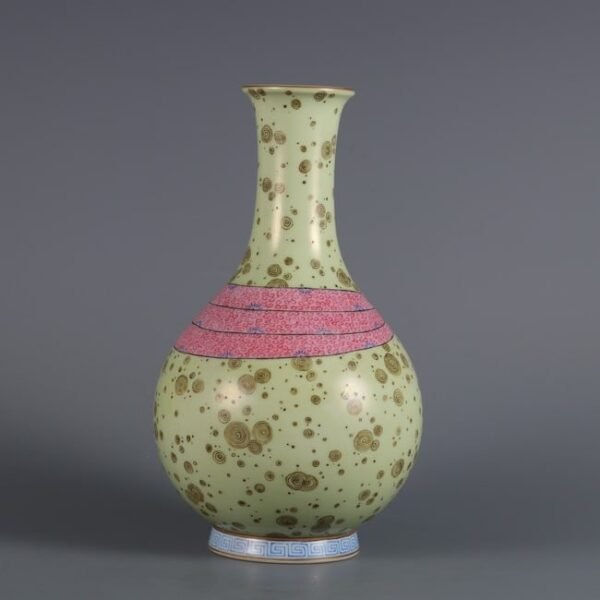 Qing Yongzheng Period Xiangfei Bamboo Glaze Ribbon Gallbladder Vase - Image 2