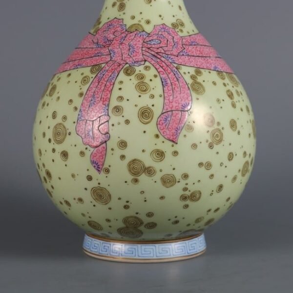 Qing Yongzheng Period Xiangfei Bamboo Glaze Ribbon Gallbladder Vase - Image 7
