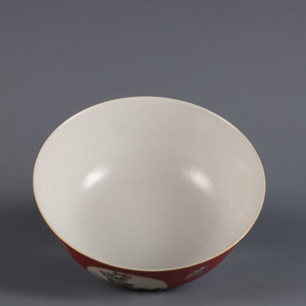 Made in the Guangxu Period of the Qing Dynasty ground with flower-patterned bowl - Image 5