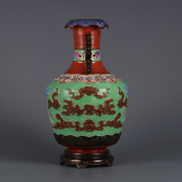 Qing Dynasty Qianlong period bronze hollow blessing in front of the double-eared vase - Image 2
