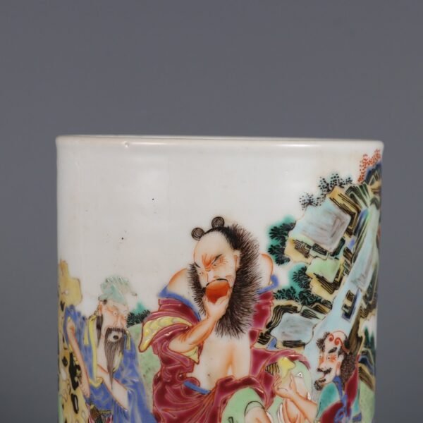 Qing Dynasty Yongzheng Period Porcelain Figure Story Pen Holder - Image 3