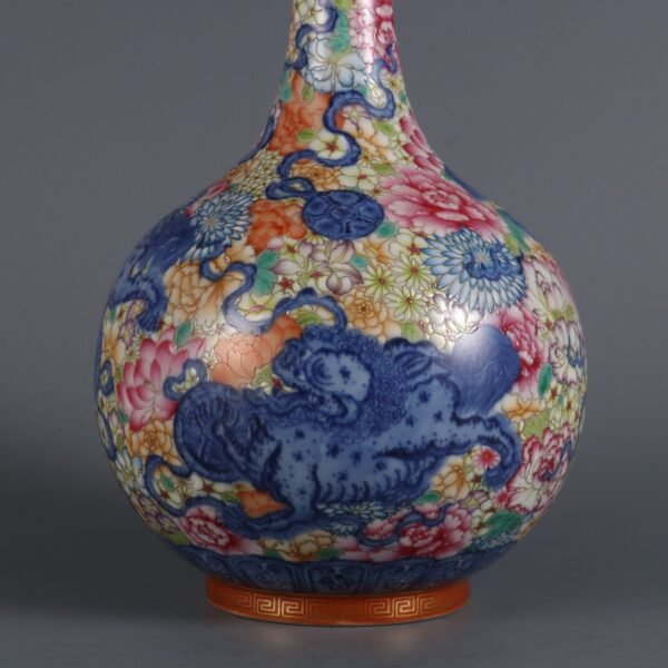 Qing Yongzheng blue and white with pink enamel flower pattern vase - Image 6