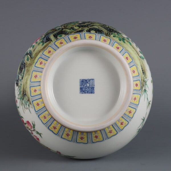 Qing Dynasty Qianlong period pink enamel flower and bird poem animal ear appreciation vase - Image 9