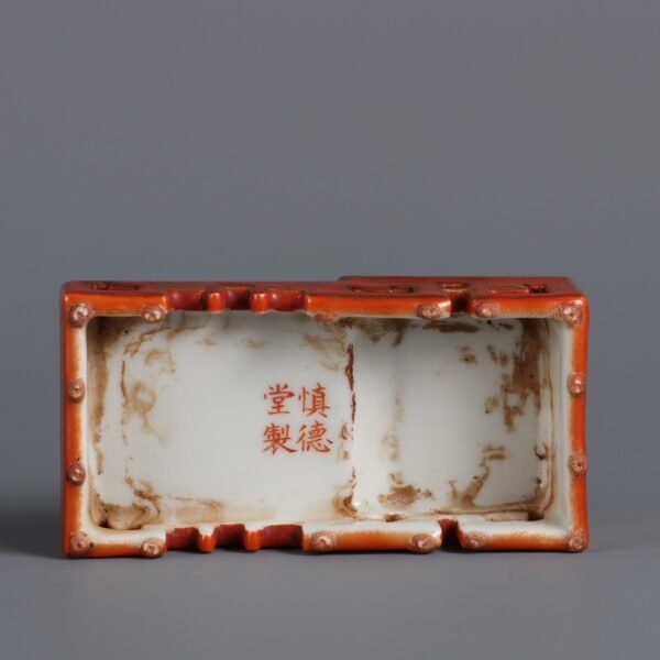 Qing Daoguang Period, alum red background, gold-painted window, pastel landscape - Image 8