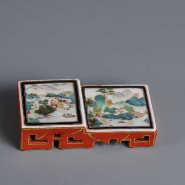 Qing Daoguang Period, alum red background, gold-painted window, pastel landscape