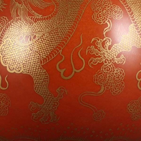 Qing Dynasty Yongzheng Period Alum Red Background Gold-painted Double Dragon - Image 7