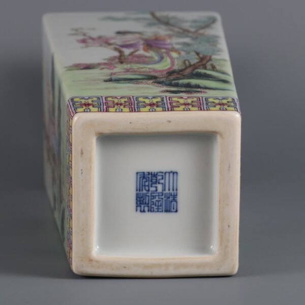 Four beauties painted in pastel enamel in the Qianlong period of the Qing Dynasty - Image 8