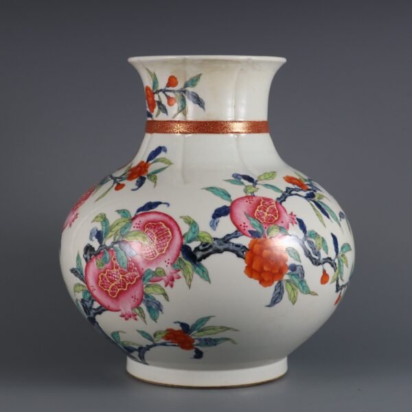 Qing Dynasty Qianlong period blue and white with pink enamel pomegranate pattern - Image 6