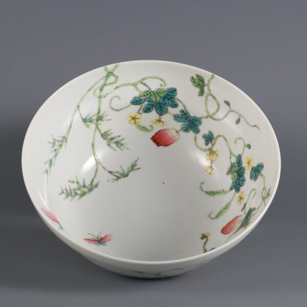 Qing Tongzhi Period Famille Rose Wall-mounted Melon Patterned Bent-waist Bowl - Image 8