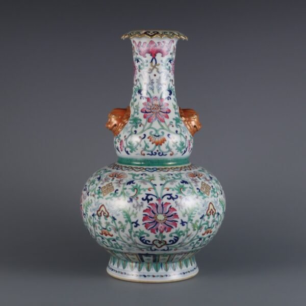 pattern animal ears flower mouth gourd vase made in the Qianlong period of the Qing Dynasty - Image 5