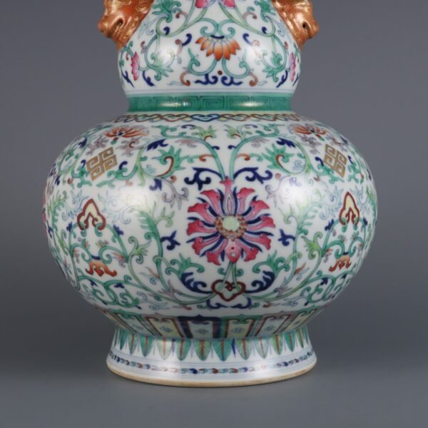 pattern animal ears flower mouth gourd vase made in the Qianlong period of the Qing Dynasty - Image 8