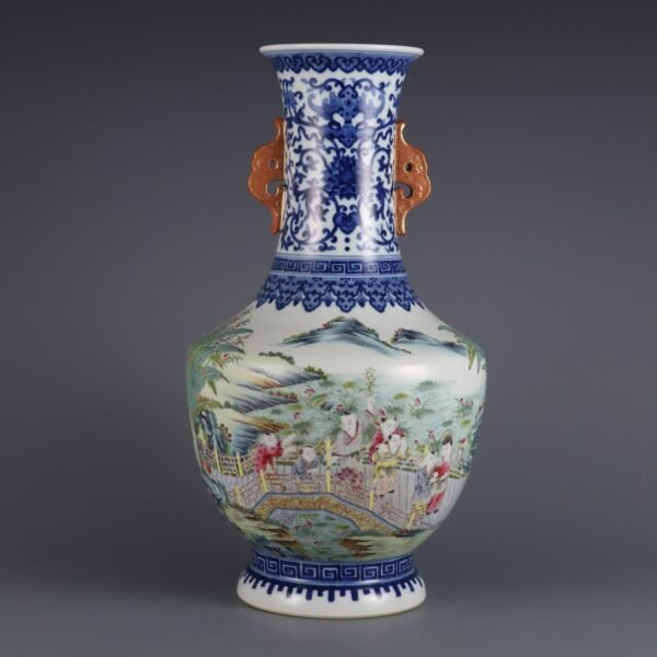 Qing Dynasty Qianlong period blue and white with pink enamel baby playing in lotus pond double-eared - Image 2