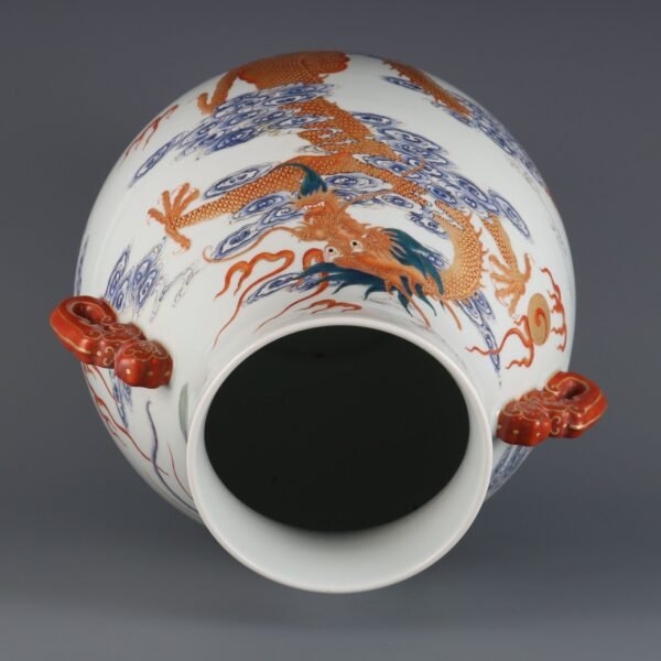 Qing Dynasty Qianlong Period Gold-painted Dragon and Phoenix Auspicious Ruyi Ear Blessing Vase - Image 3