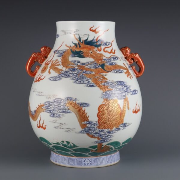Qing Dynasty Qianlong Period Gold-painted Dragon and Phoenix Auspicious Ruyi Ear Blessing Vase - Image 2