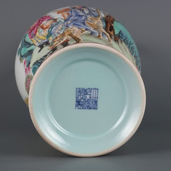 Qing Dynasty Qianlong Period Famille Rose Arhat Pattern Dragon Ear Appreciation Vase - Image 8