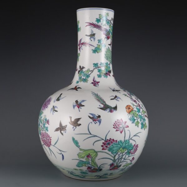 vase with bird-and-bird-and-phoenix pattern, made in the Qianlong period of the Qing Dynasty - Image 3